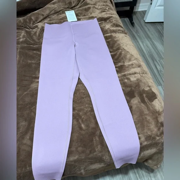NWT woman’s size 12 Lululemon Lavender Lux purple Glow Up HR tight 28” - Picture 8 of 16